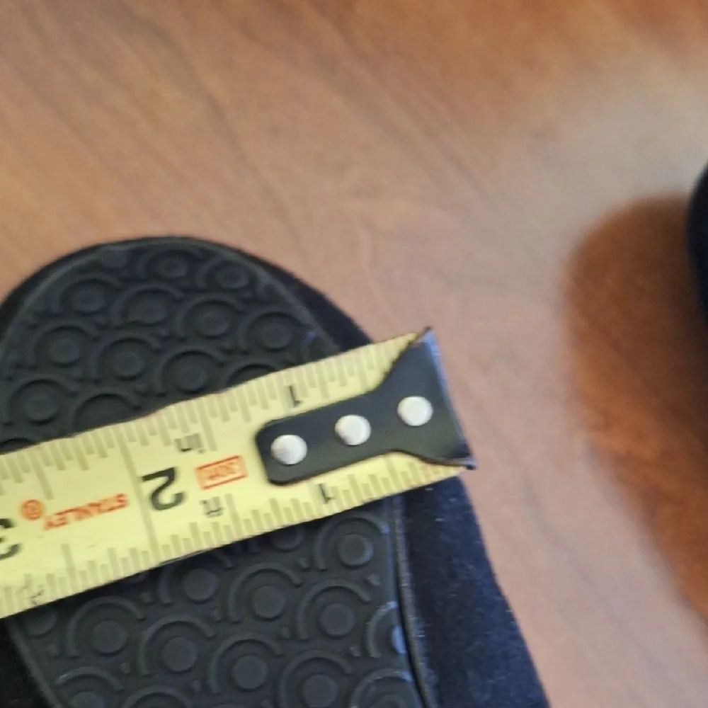 Lucky Brand Black Moccasin Slippers